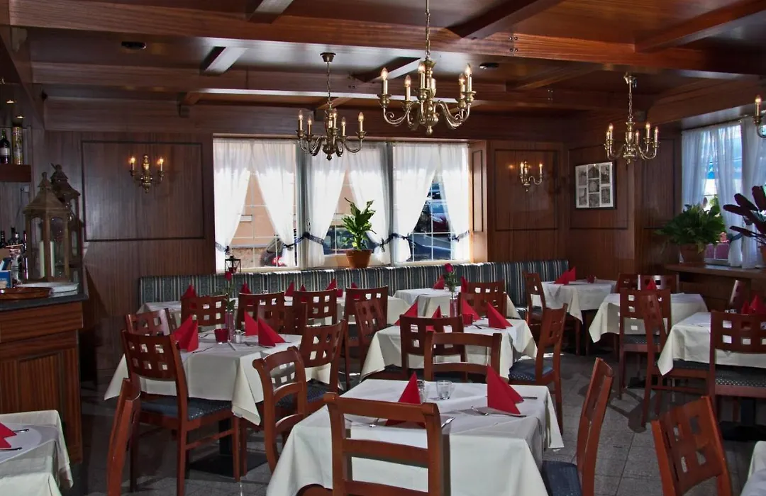 Hotel Albergo Mamma Rosa-1